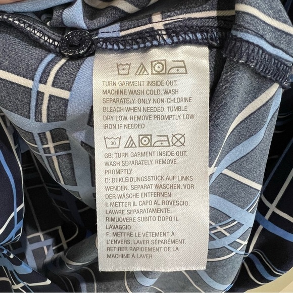 Susan Graver Button Down Printed Stretch Woven Top/Tunic QVC Size Small - Picture 5 of 9